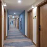 Hampton By Hilton Airport Hotell