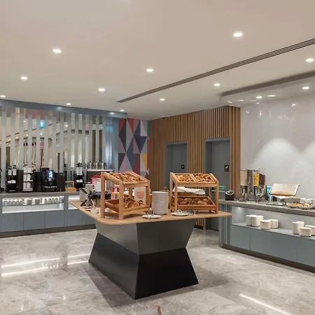 Otel Hampton By Hilton Airport Antalya