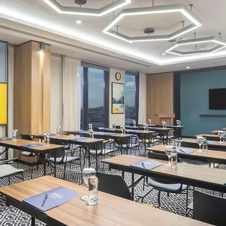 Hampton By Hilton Airport Анталья
