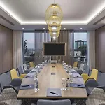 Hampton By Hilton Airport 4*