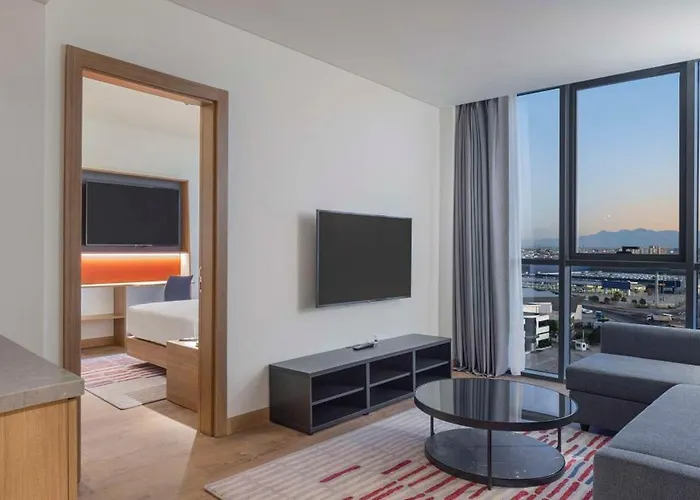 Hampton By Hilton Airport Hotel 4*