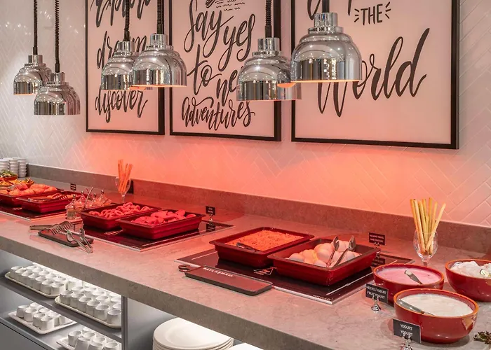 Hampton By Hilton Airport Hotel