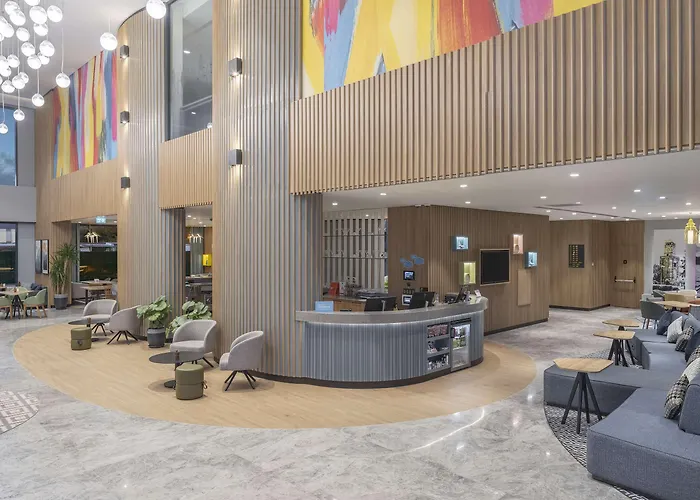 Hampton By Hilton Airport Hotel 4*