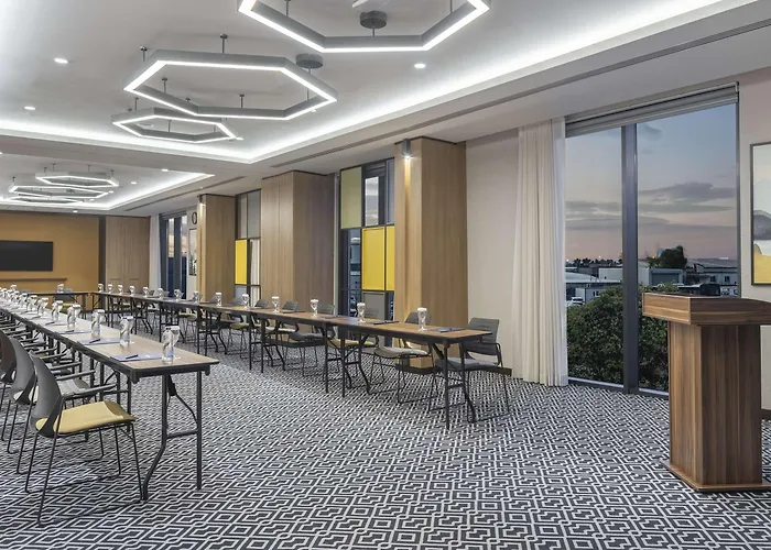 Hampton By Hilton Airport 4* Antalya