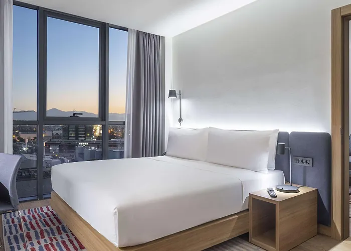 Hampton By Hilton Airport Hotel