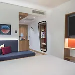 Hampton By Hilton Airport 4*